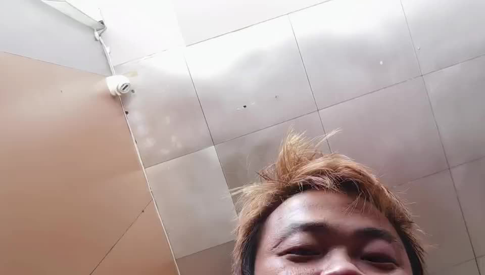 接安排地中海两天没吃饭
