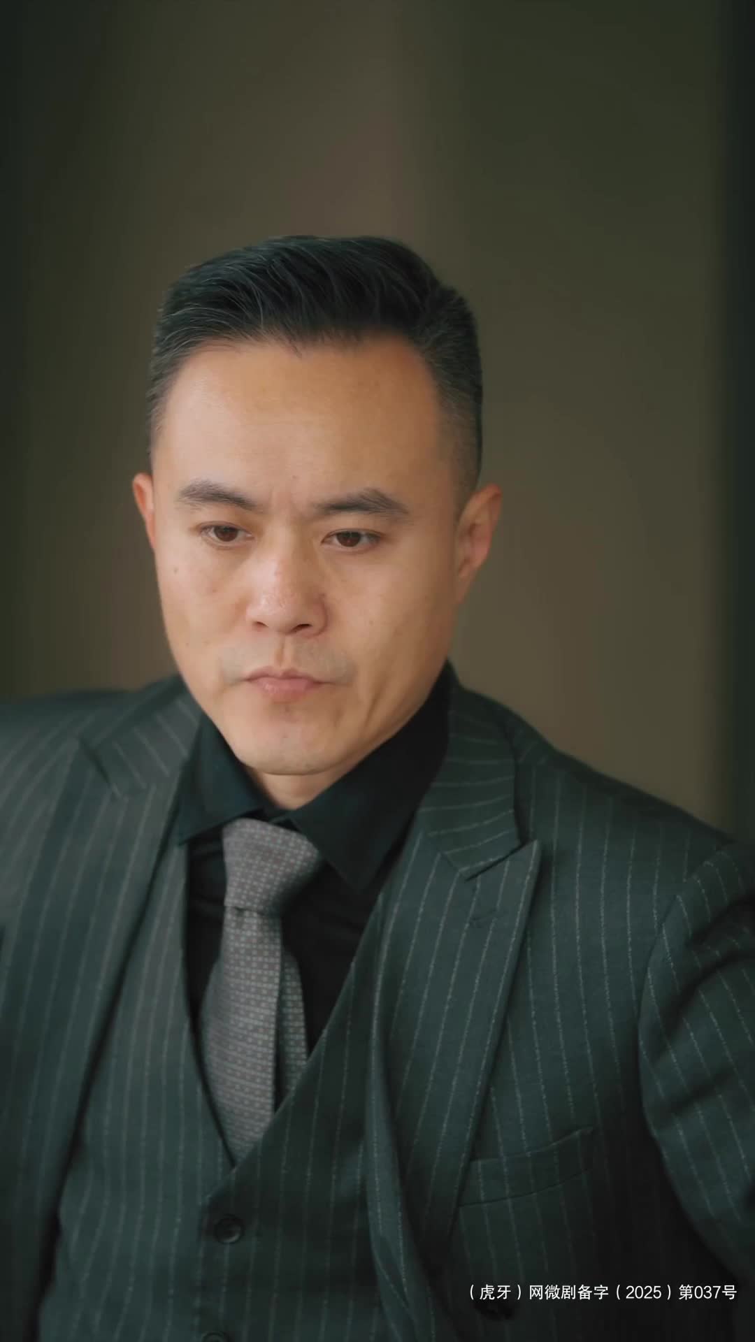 戴着眼罩跪豪门被验身！天生易孕？这婚是替死局！