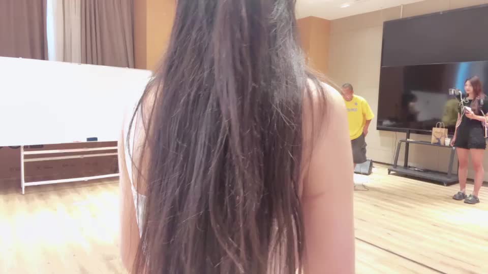 新主播第一天！欢迎肘汁们支持呀～