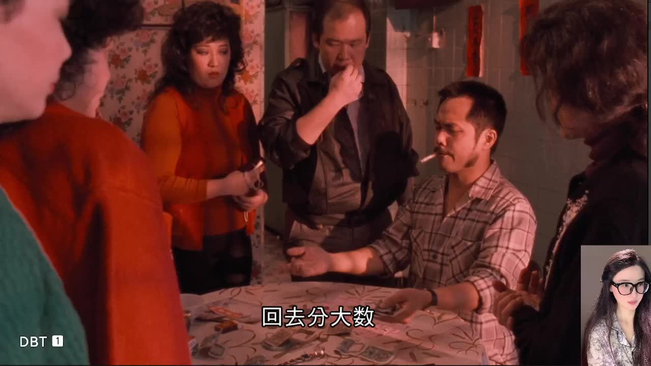 穿西装打领带的黑社会