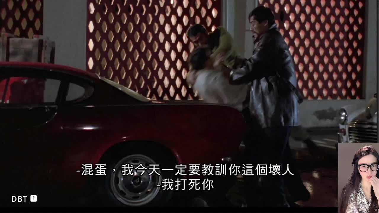 穿西装打领带的黑社会