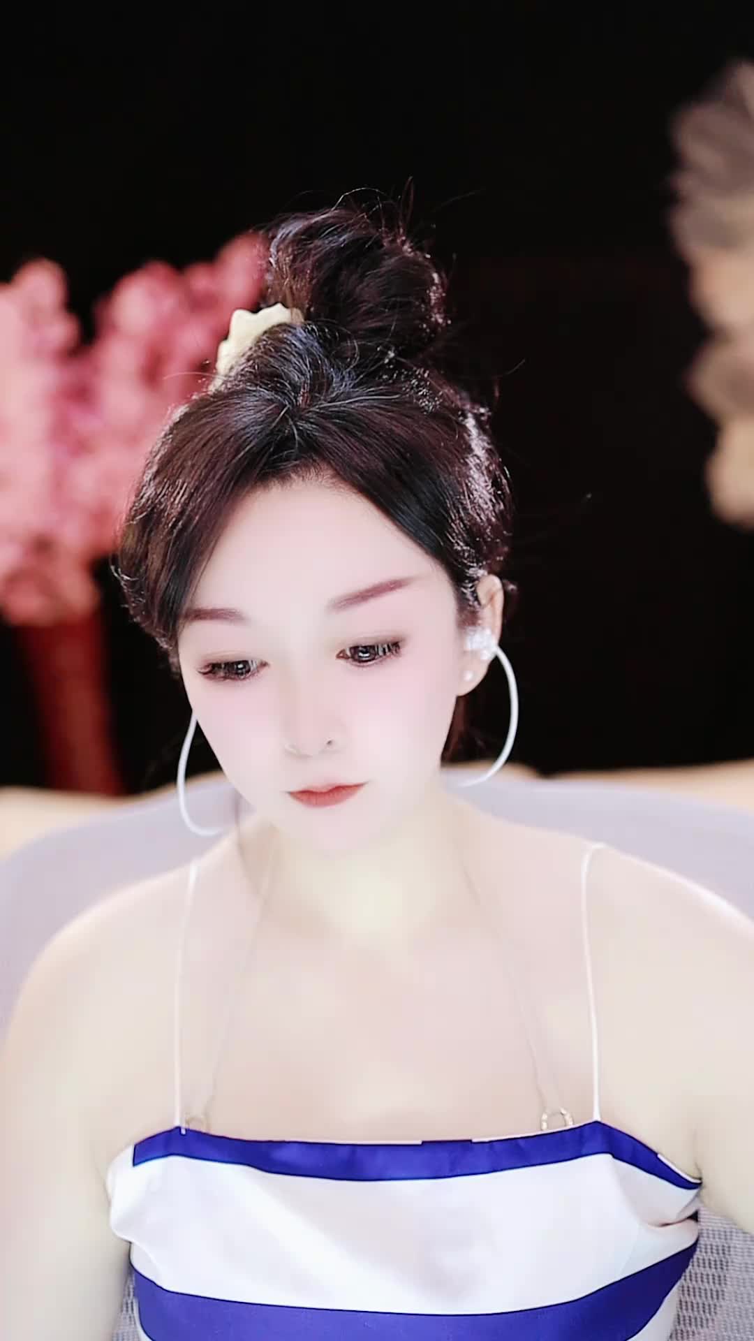 欢迎来到天明空自爱的直播间