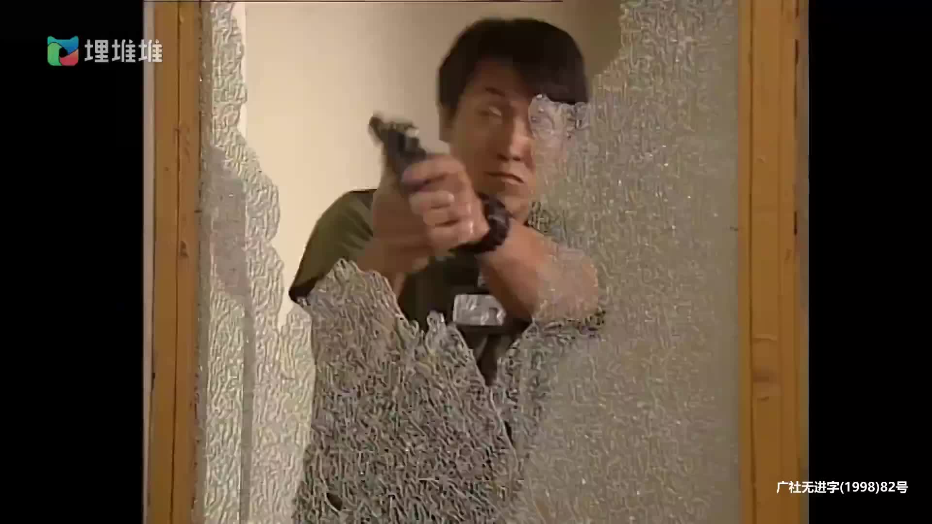 [陀枪师姐] 警花持枪，柔情铁骨，正义与爱情如何交织？