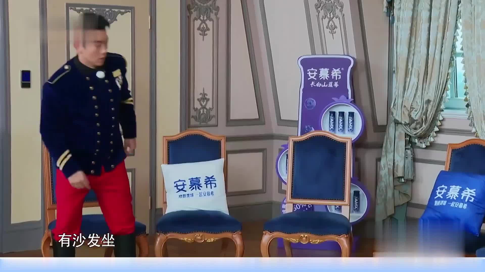 奔跑家族驾到，看坤坤打篮球