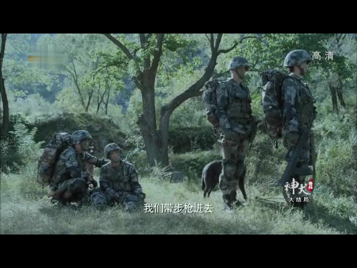 人犬共谱的军旅喜剧