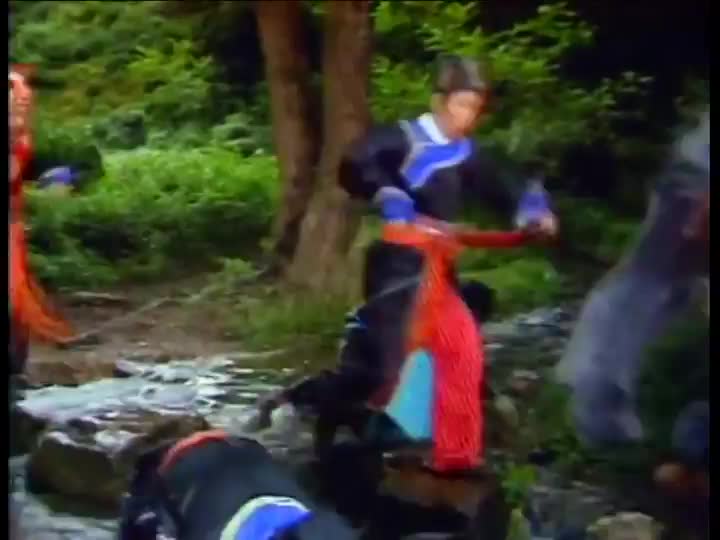 鞋儿破，帽儿破，身上的袈裟破