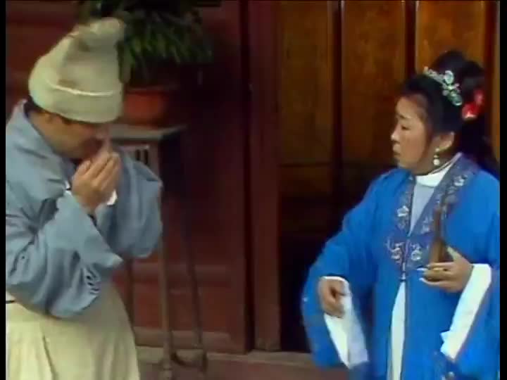 鞋儿破，帽儿破，身上的袈裟破
