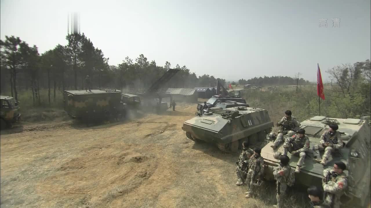 特种兵之火凤凰: 女特种兵也很强！