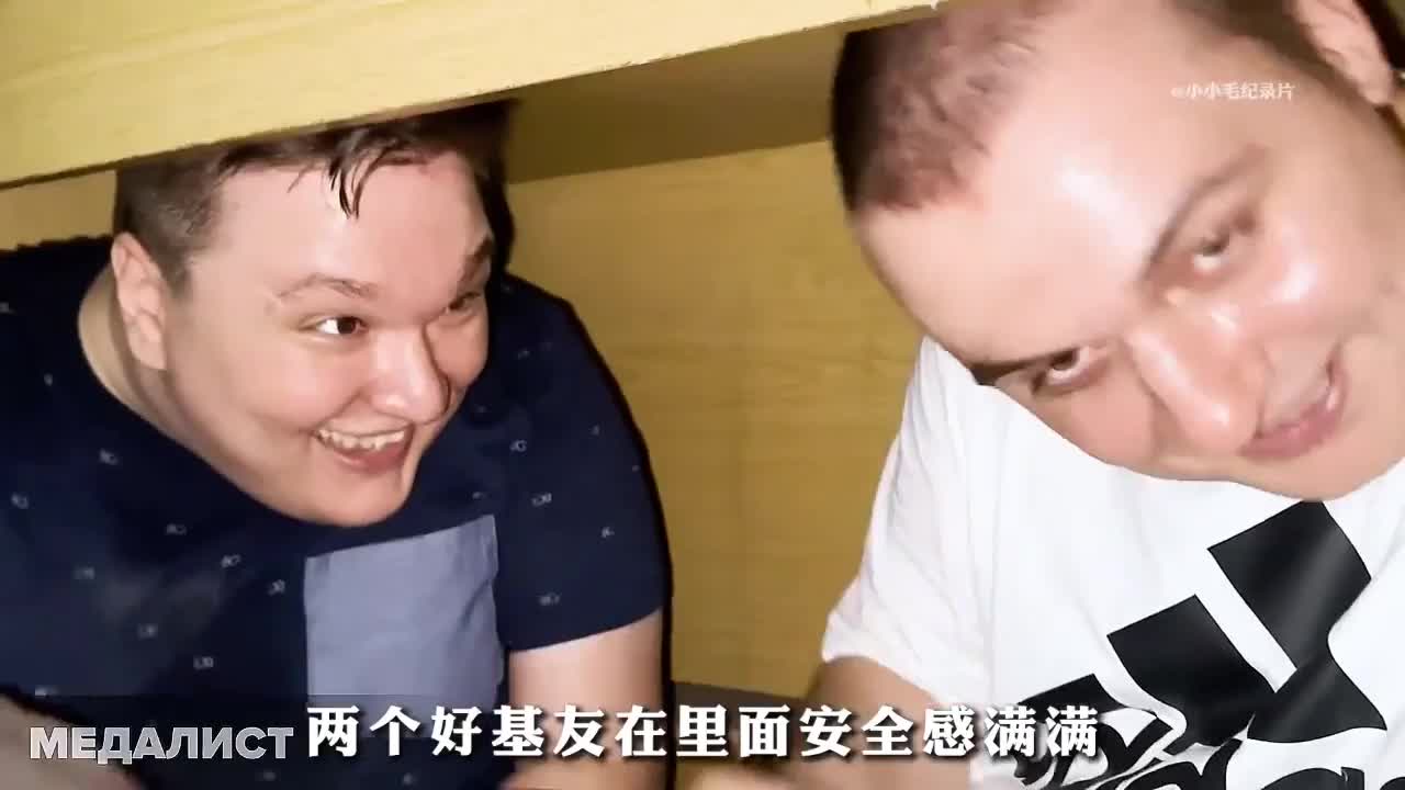 白日烟火也可以很好看！天空为画布，将烟火玩成艺术的烟花第一人