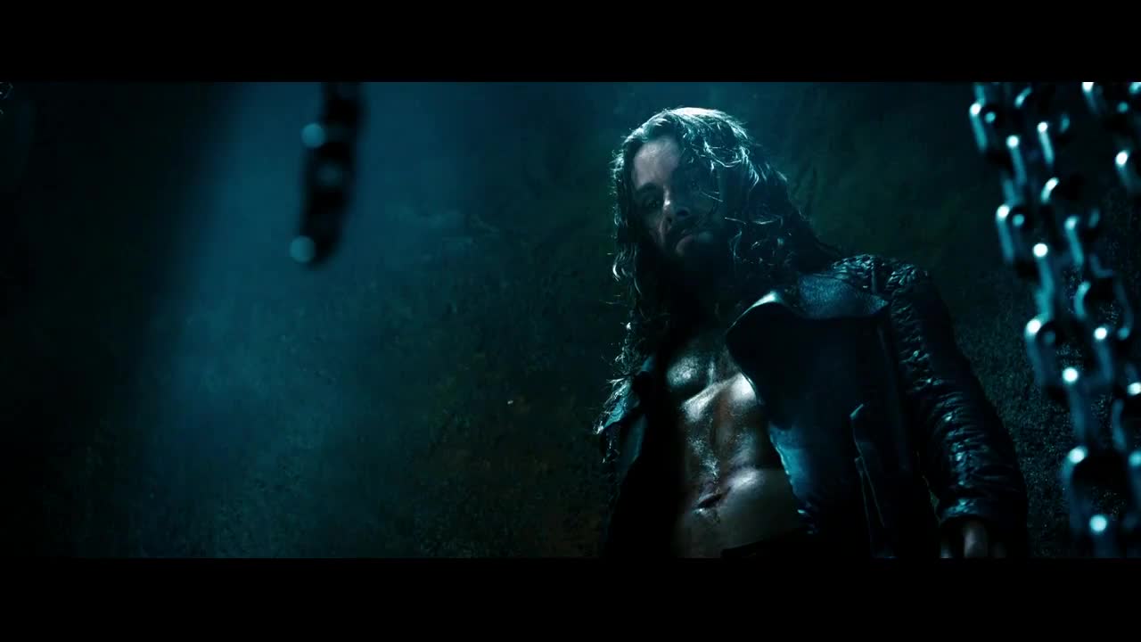 [黑夜传说] 吸血鬼大战狼人