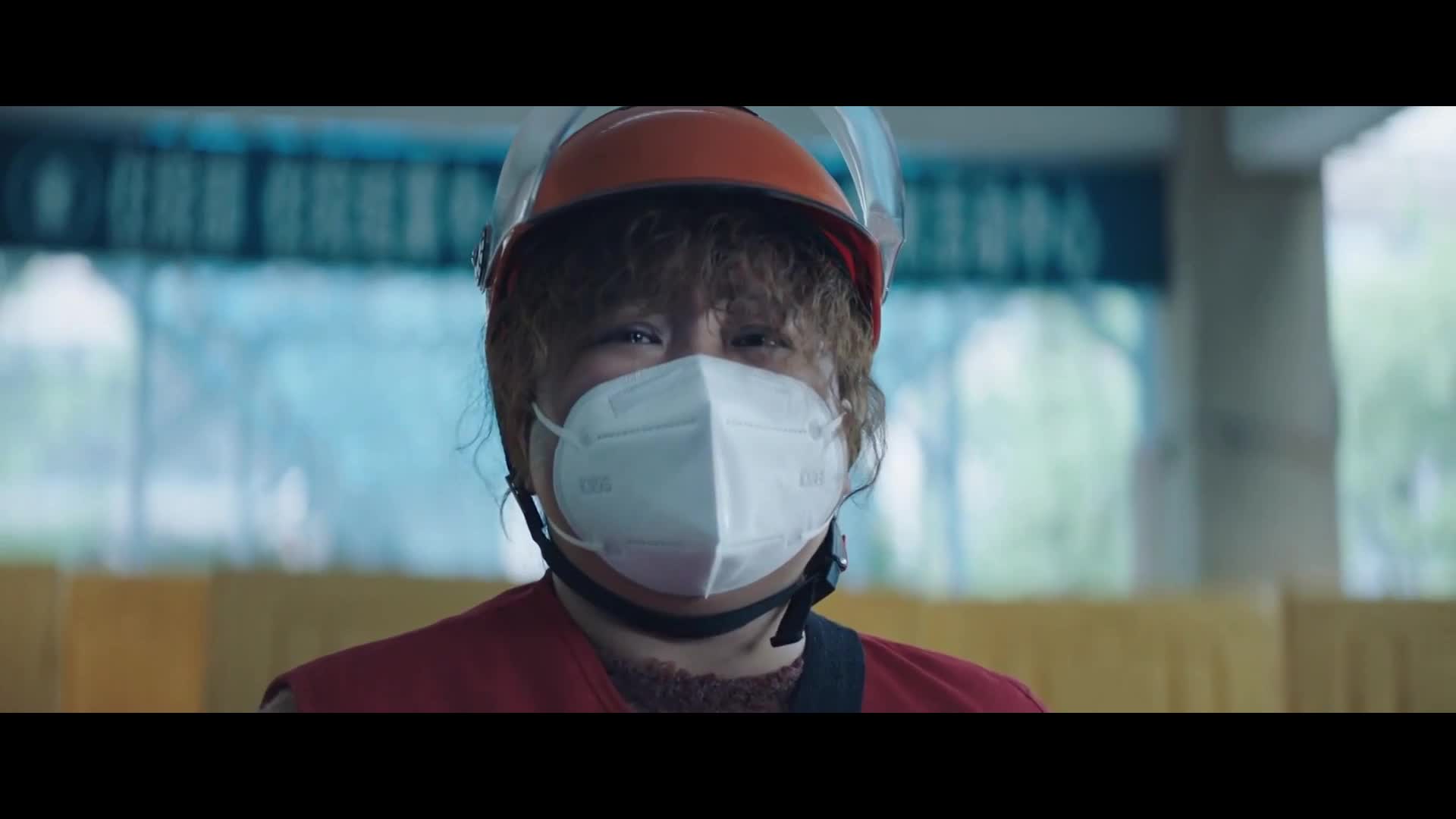 [贾玲电影] 人活着，总得拼一次