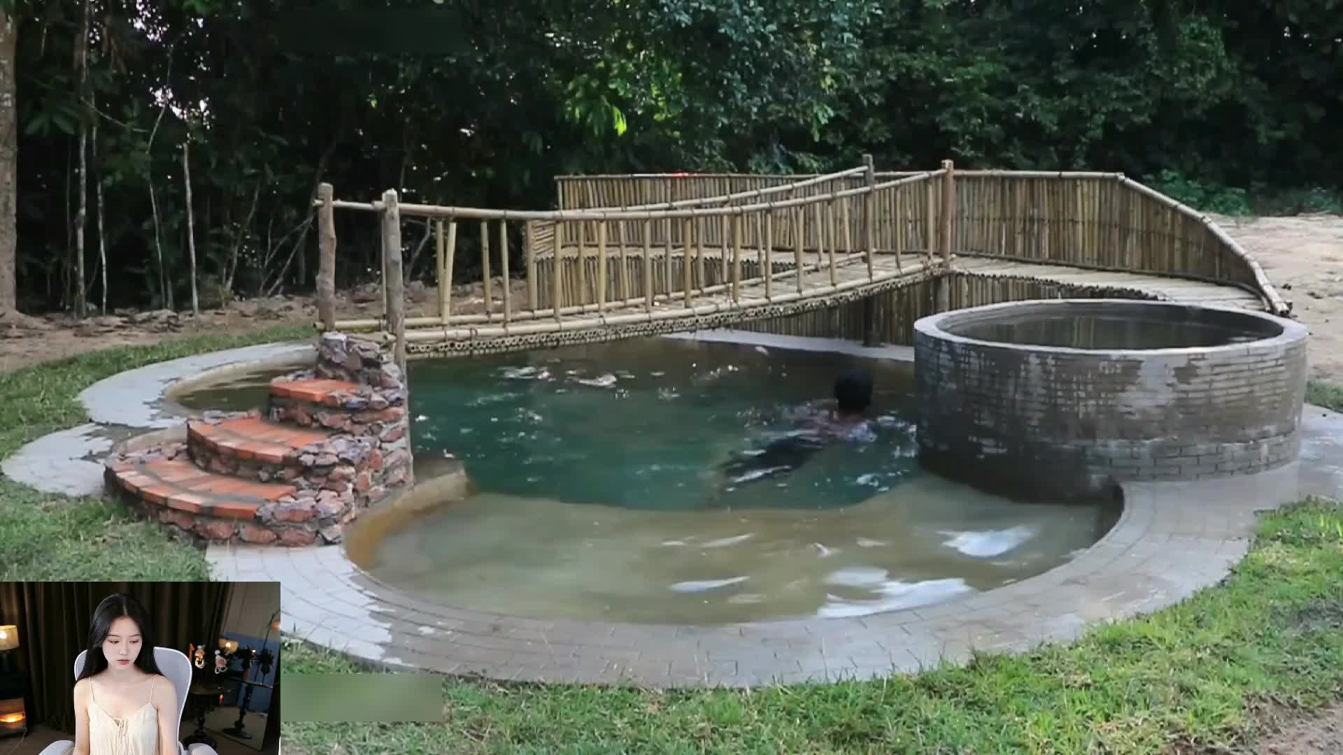 真有人能在森林里建泳池？