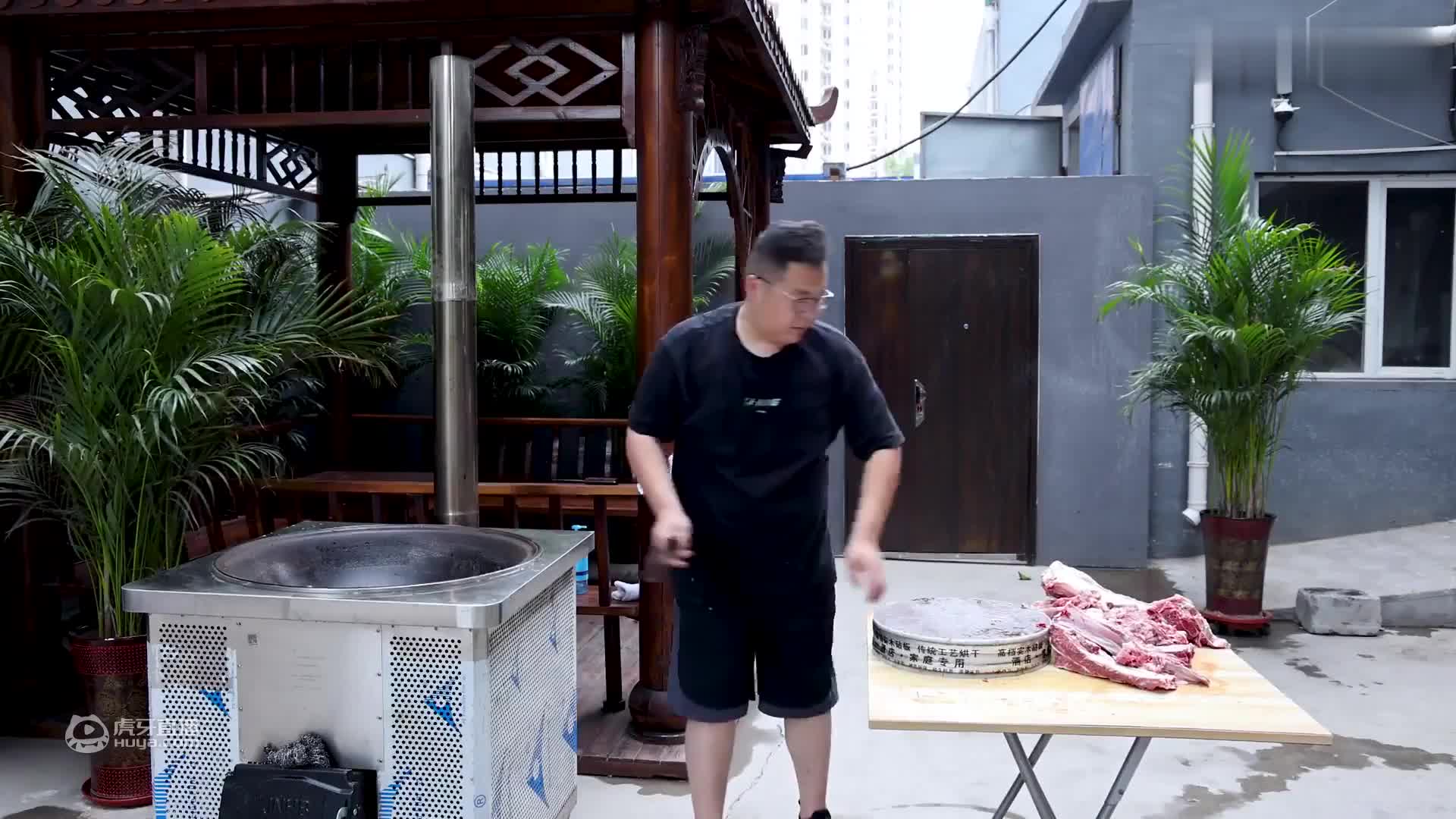 185买条安康鱼，半吨做“酱焖安康鱼”咸鲜适口，鲜味十足