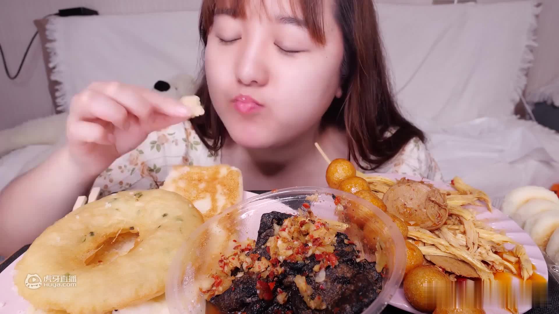 太！香！了！连干三碗饭！满满红油的毛血旺！鱼香肉丝 麻婆豆腐太下饭了！