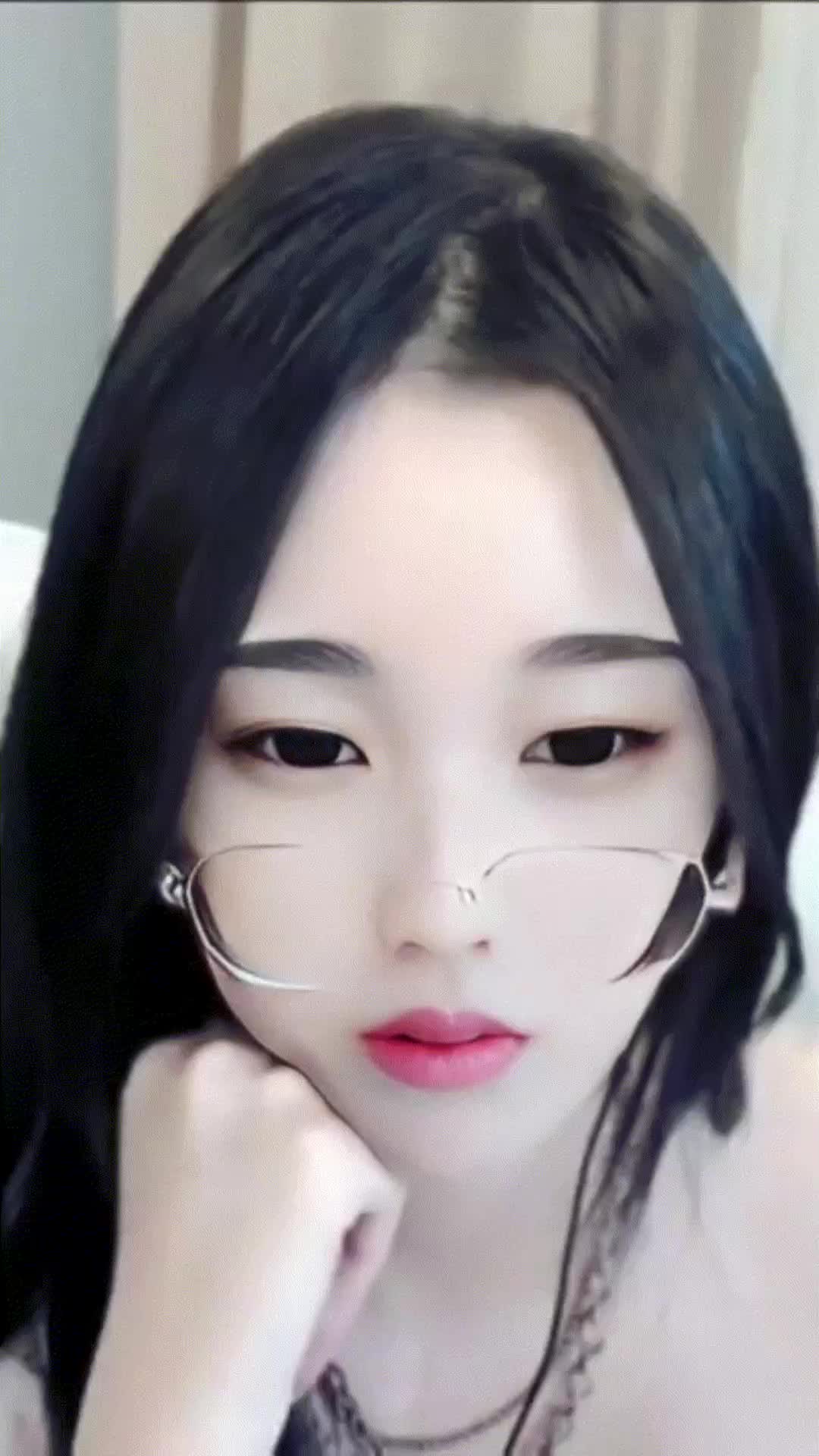 喜欢聊天，交友