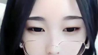 小魚妹吖顏值直播_小魚妹吖視頻直播 - 虎牙直播