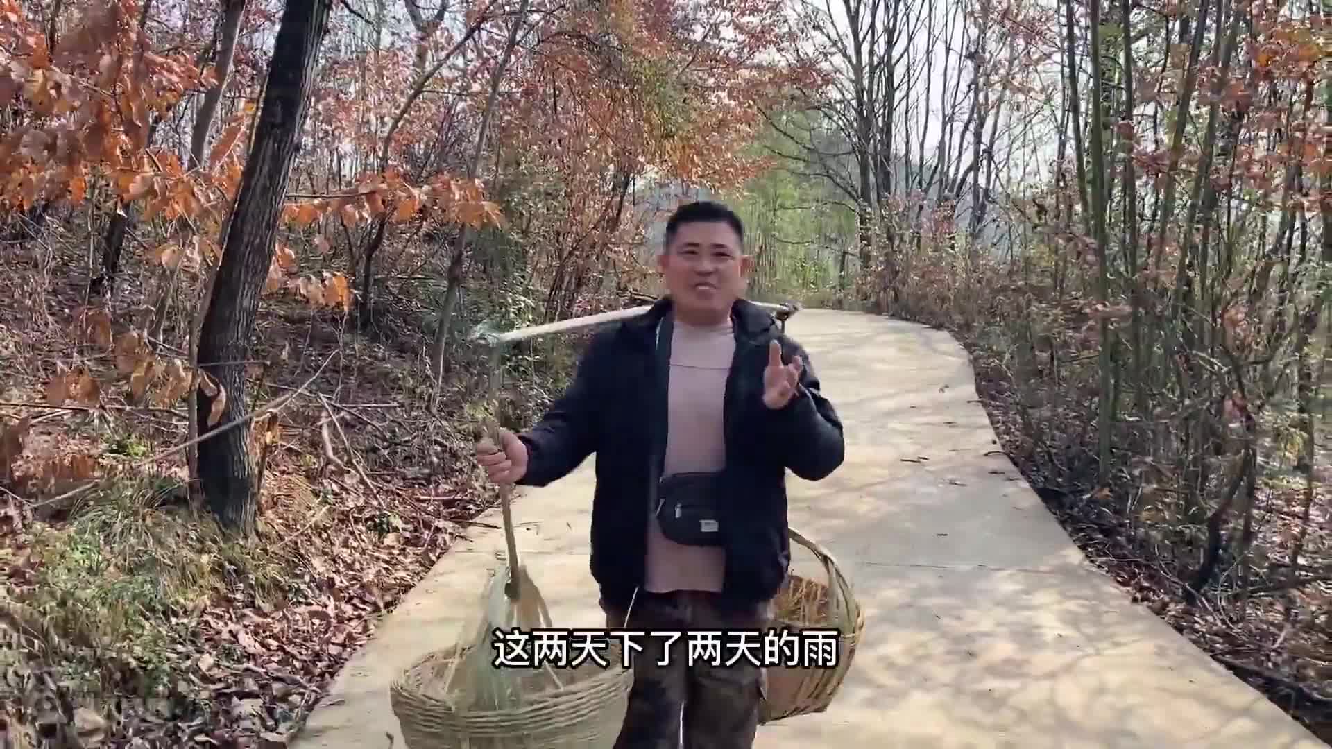 胖哥去水库放诱鱼桶，提起最后一个桶时哇哇大叫，到底捕了多少鱼