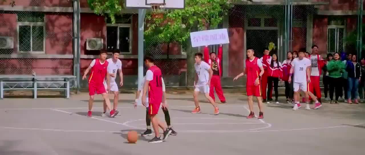28岁wei成年 穿越剧