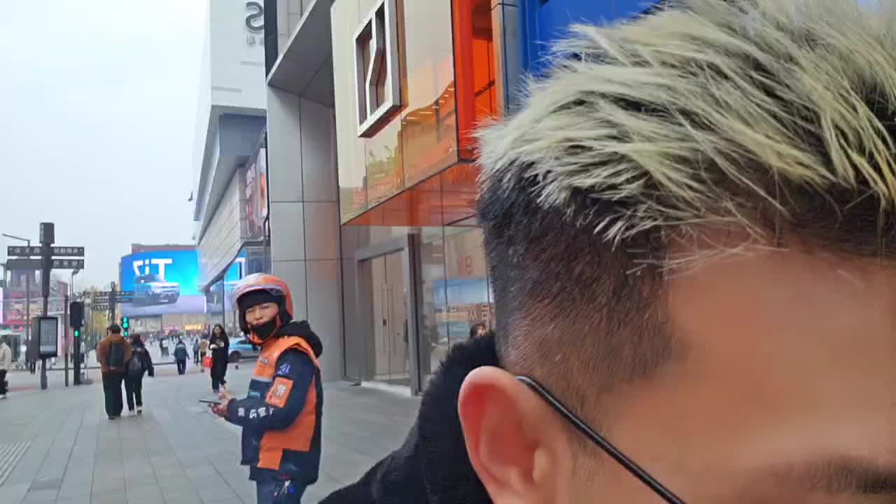 这是谁，好久不见