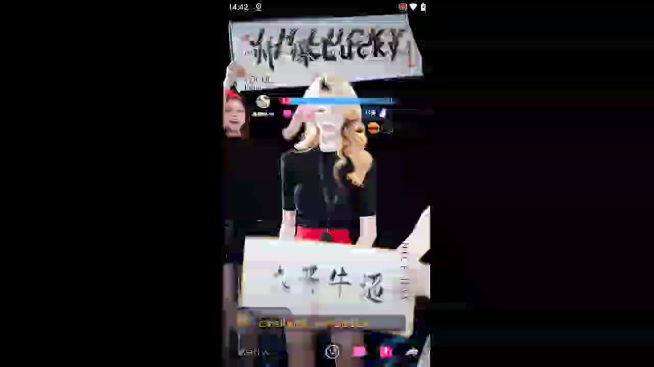 欢迎来到卖糖的小男孩的直播间