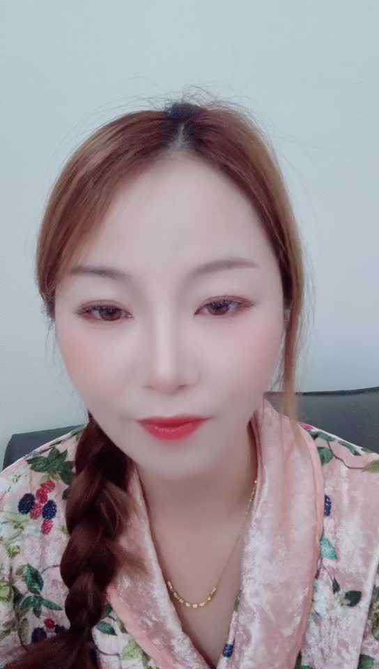 为了生活努力赚钱