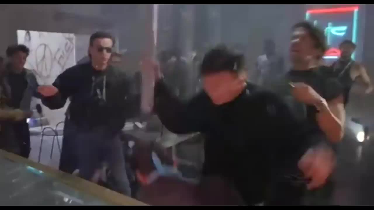 各位观众 请看！！！