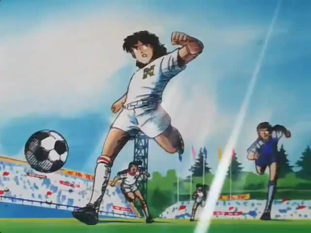 大空翼！倒挂凌空射门！