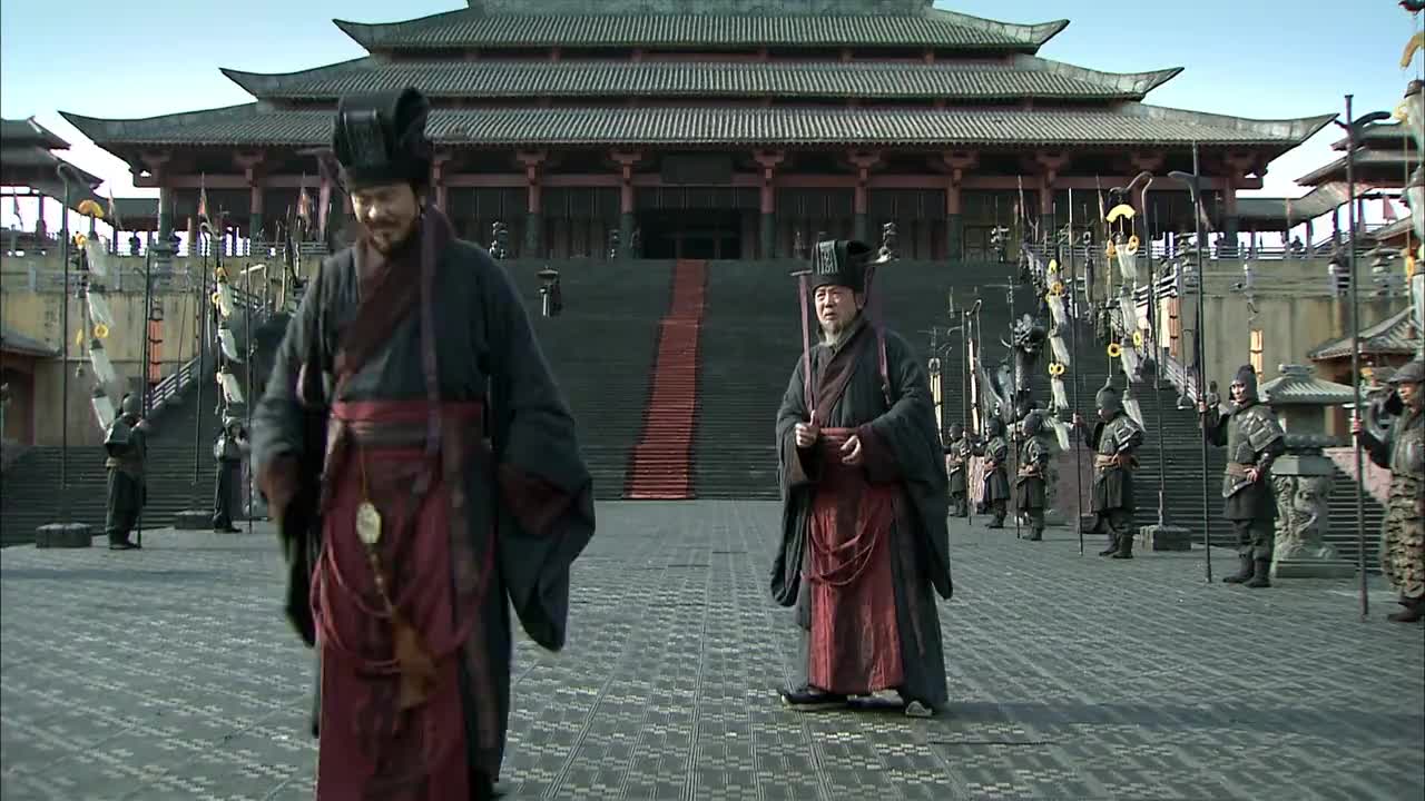 滚滚长江东逝水