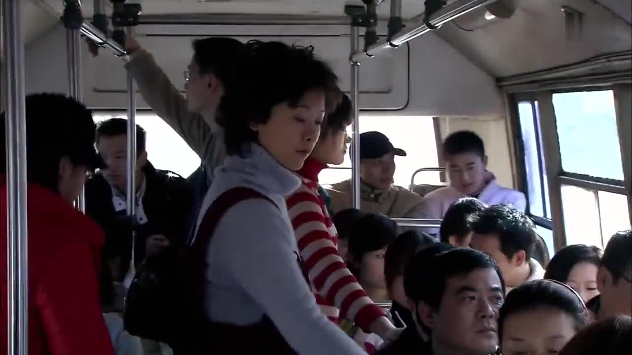 当爱情遇上原生家庭的碰撞，双面胶般的婚姻如何粘合？