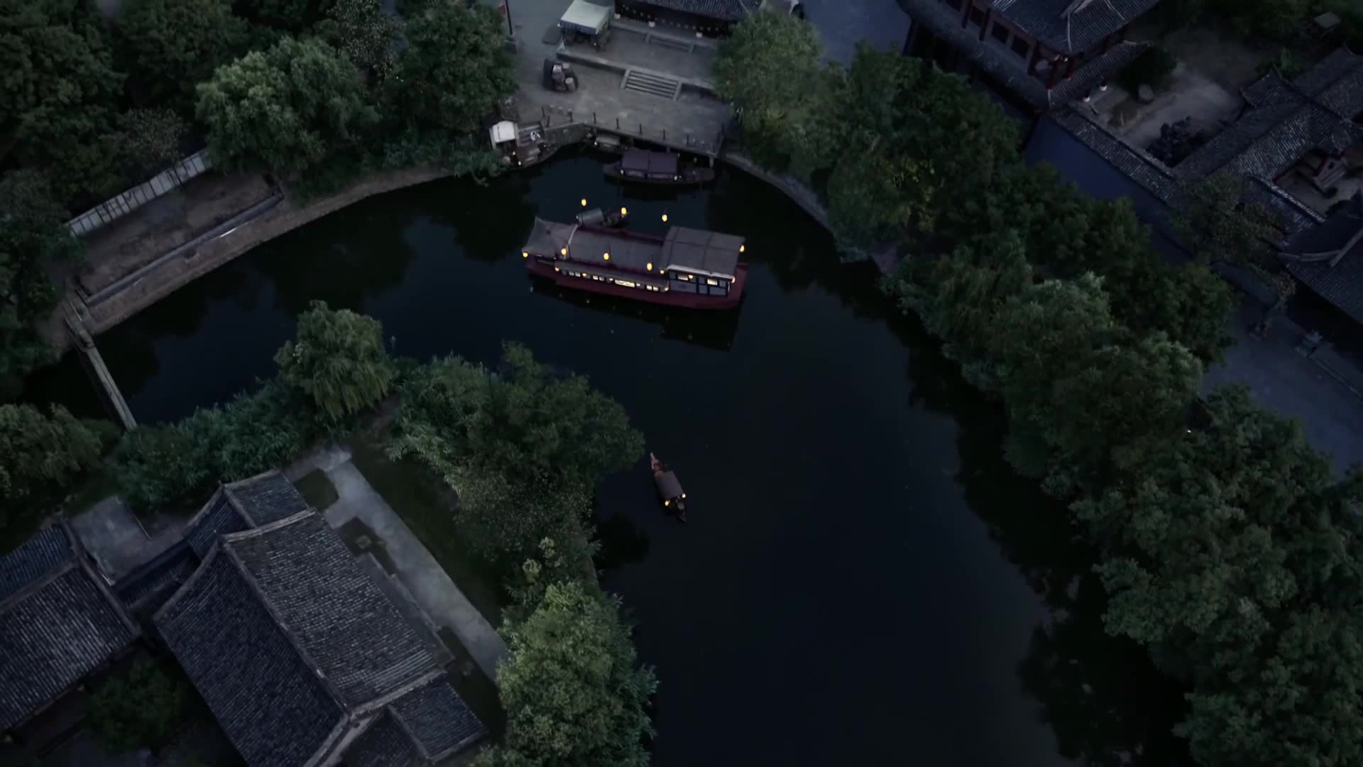 身世神秘的范闲书写人生传奇