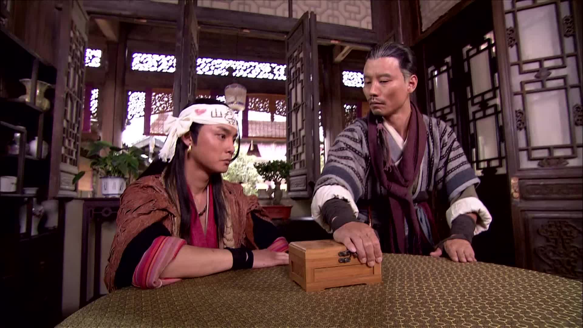 江湖风云再起，小小镖局暗藏乾坤！