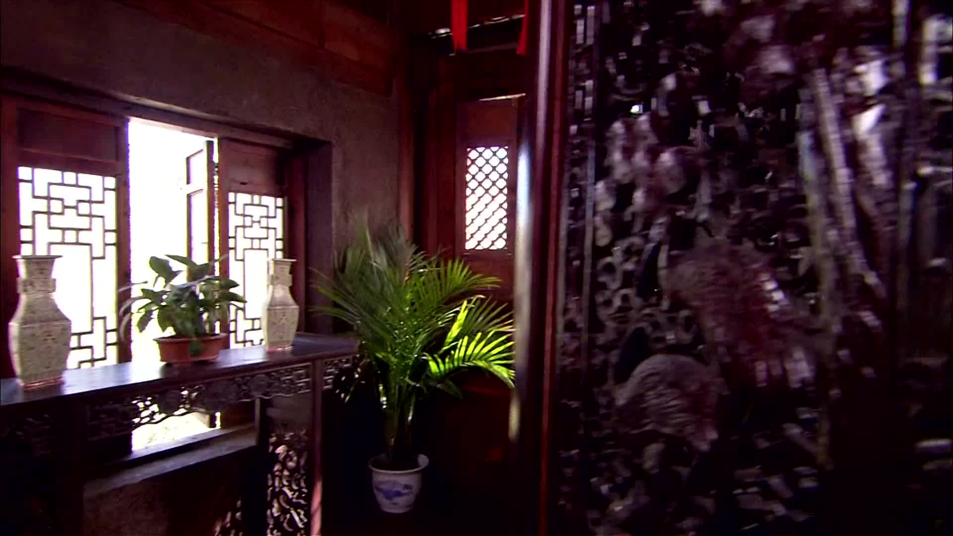 江湖风云再起，小小镖局暗藏乾坤！
