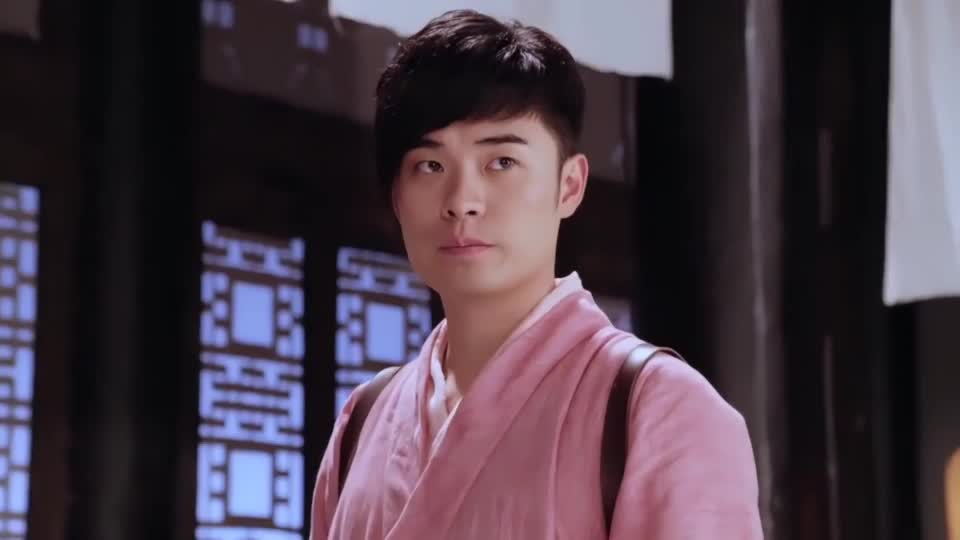 医馆里上演离奇案件，看逗趣师徒如何以智破局