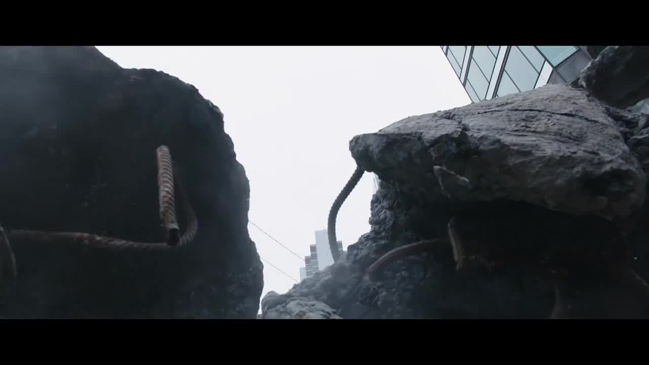 英雄纪元碰撞：从蝙蝠洞到斯塔克大厦24小时穿越