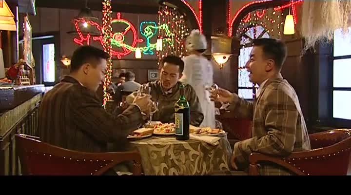 商海浮沉，小染坊如何逆袭成传奇？