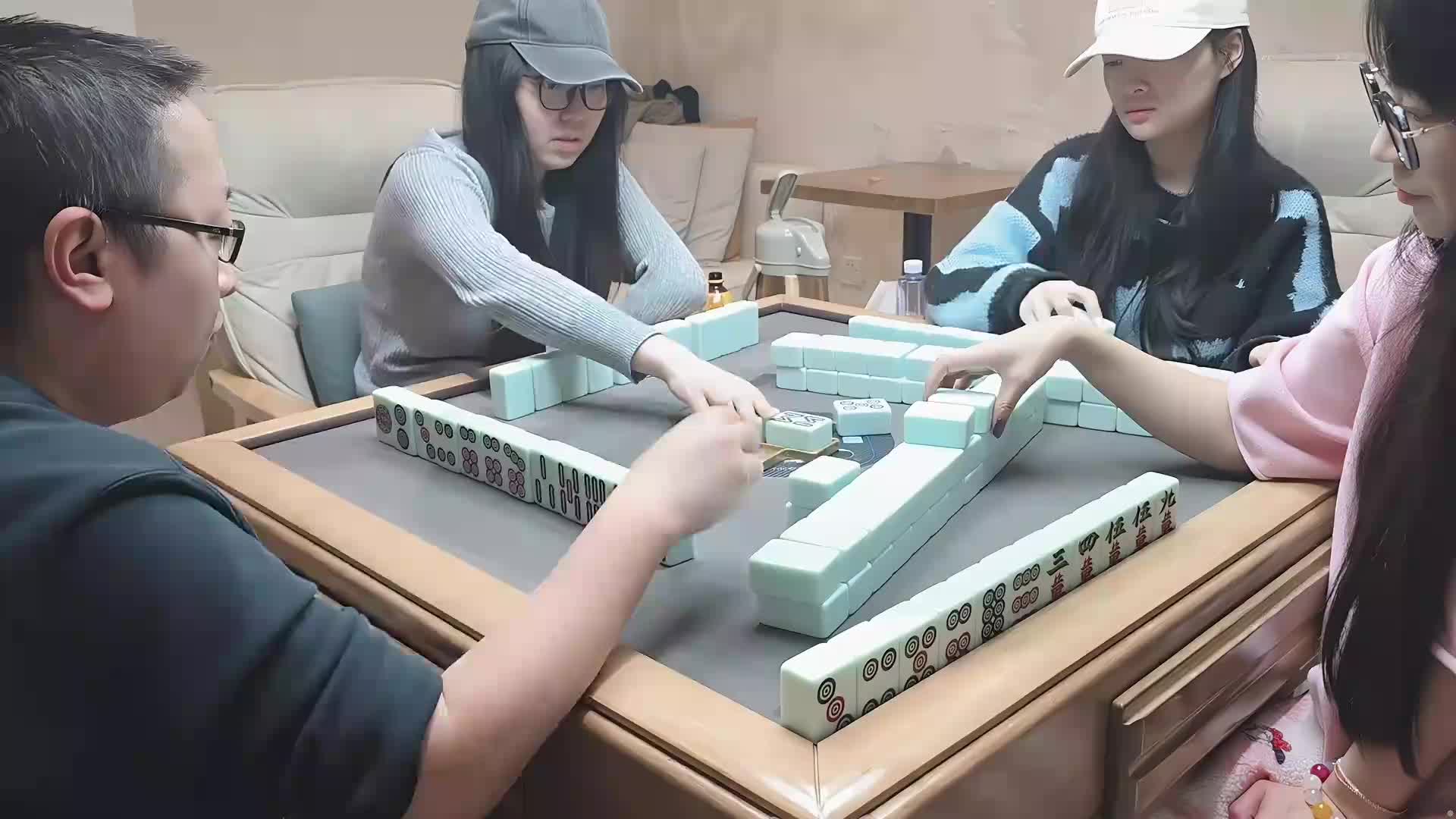 每场比赛预测错误免费送3000