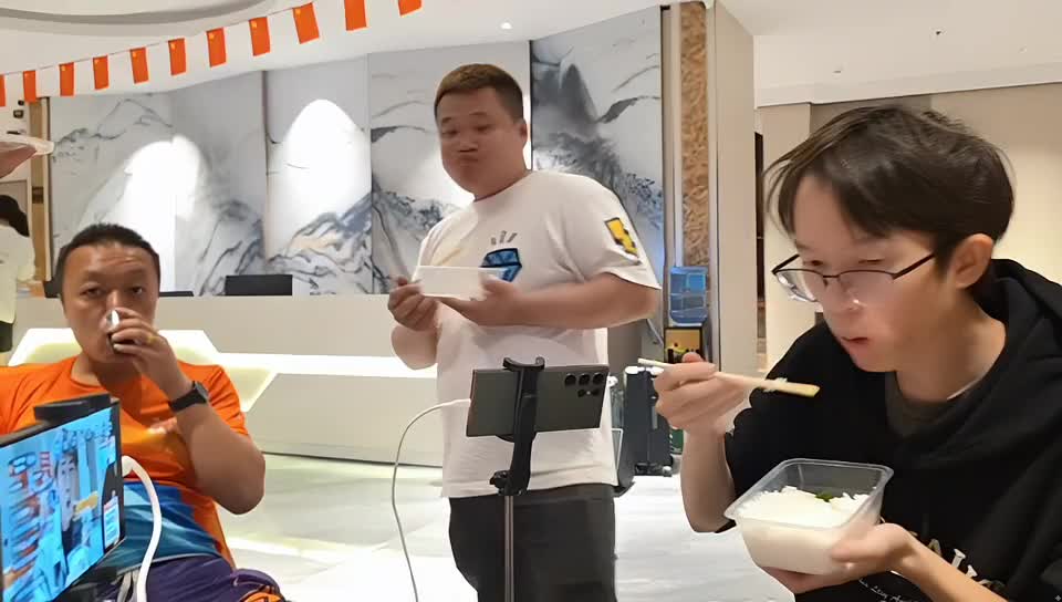 集梦1380一周年快乐❤️