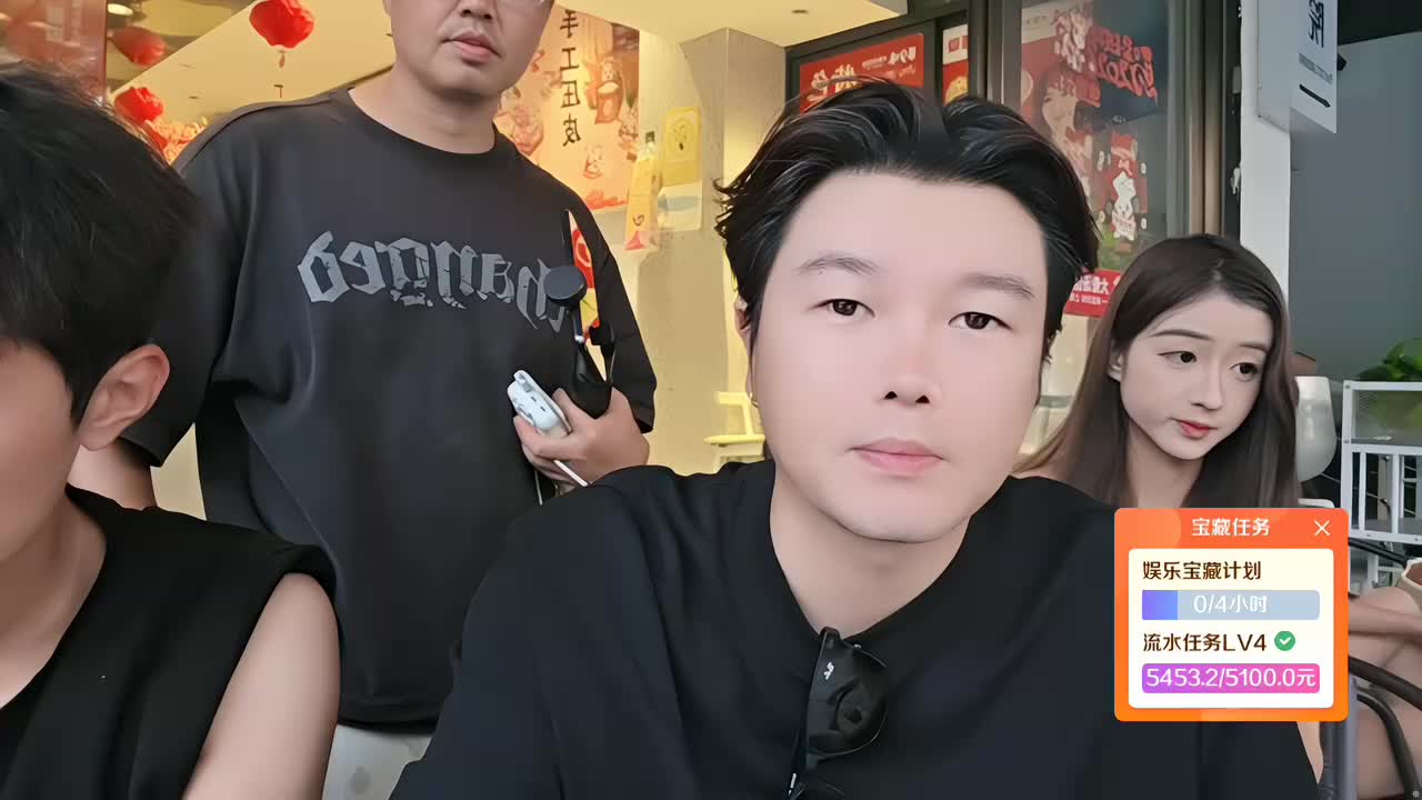 街头表演，舞蹈杂技唱歌