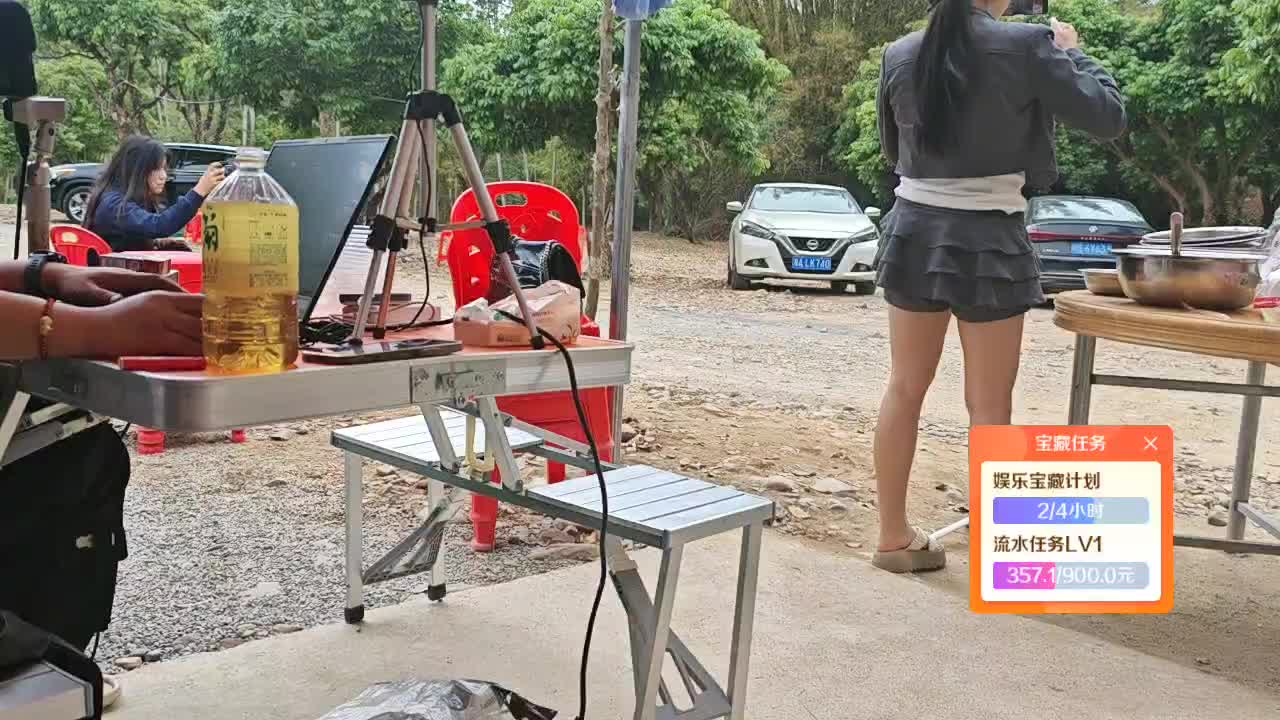 欢迎来到精神阿庆18直播间，首播