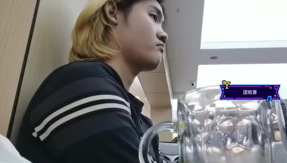 解放西户外