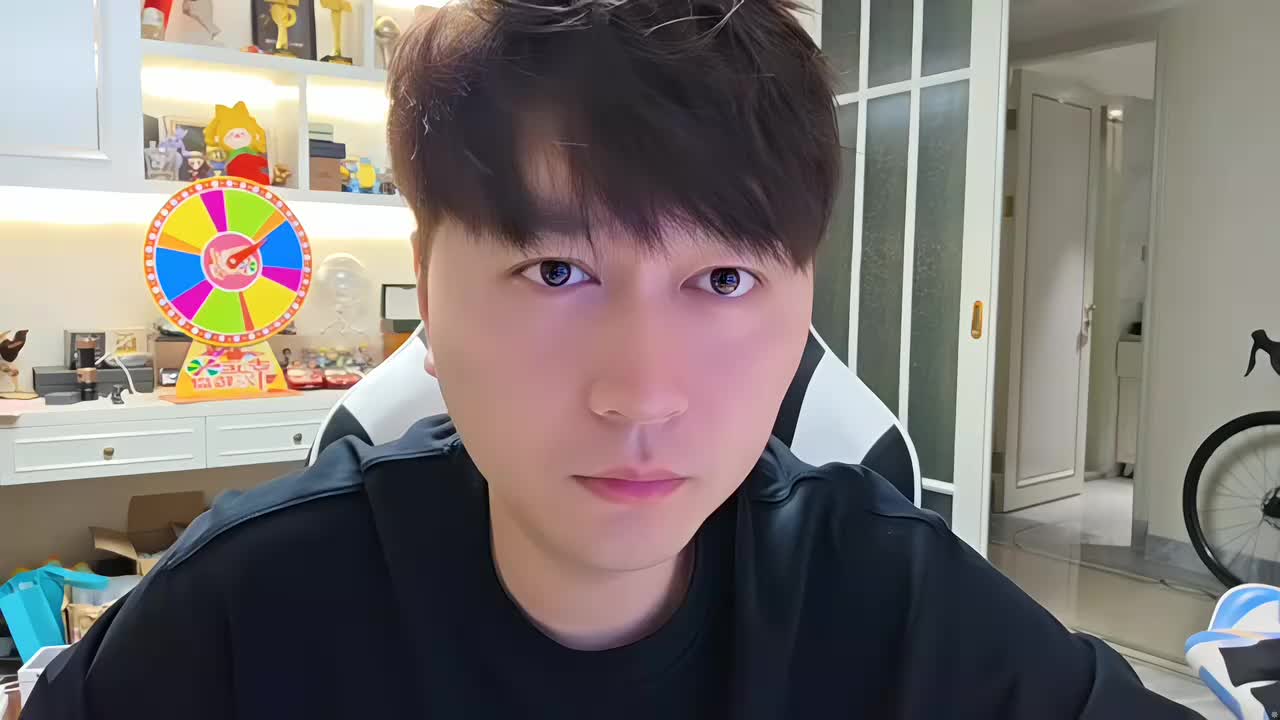 新场地，交个朋友