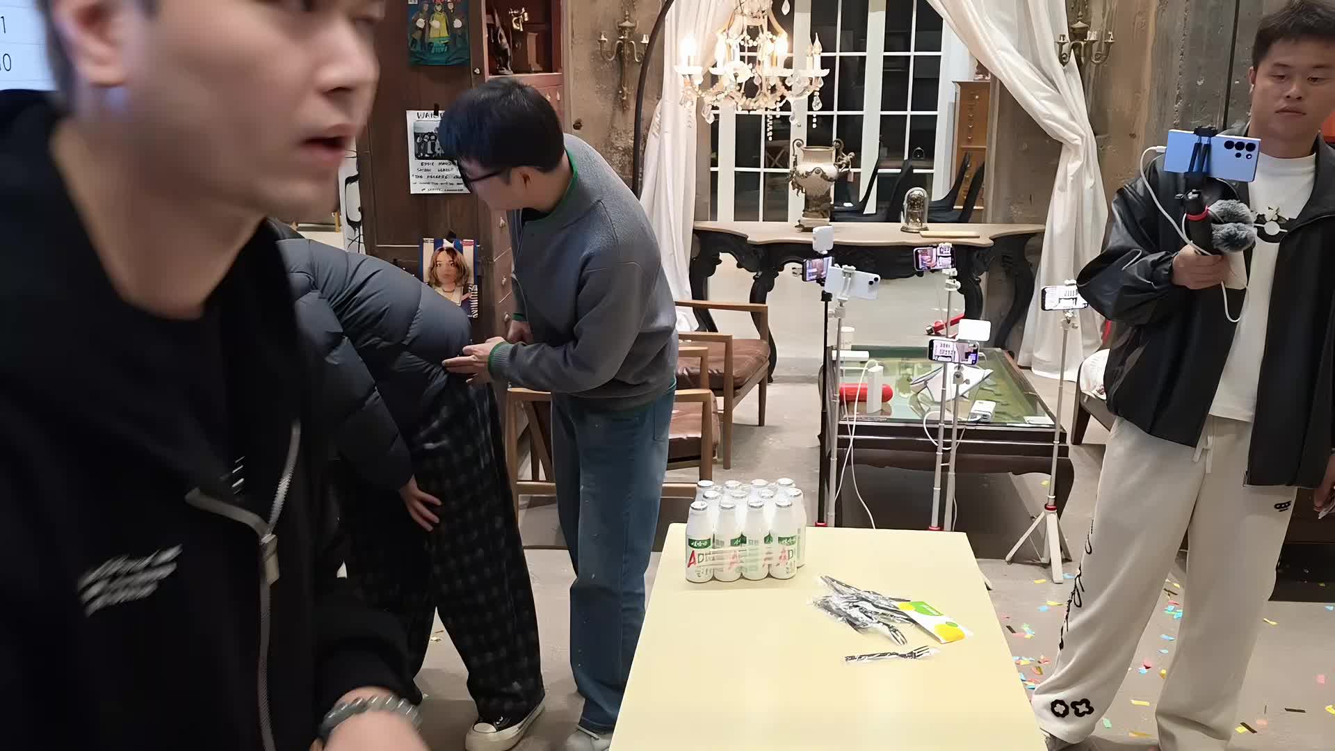 前方高能，多交朋友