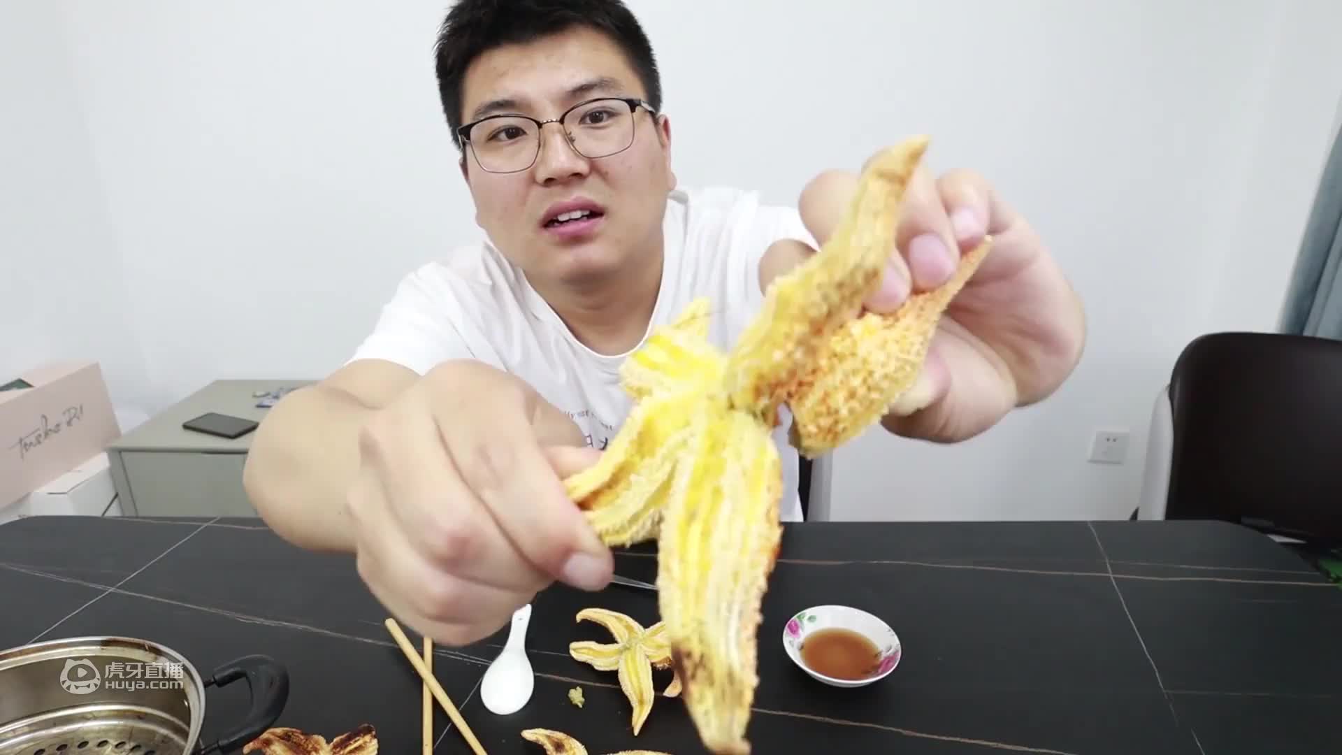 1000块挑战超市所有种类泡面，旁边人像看傻子一样看我
