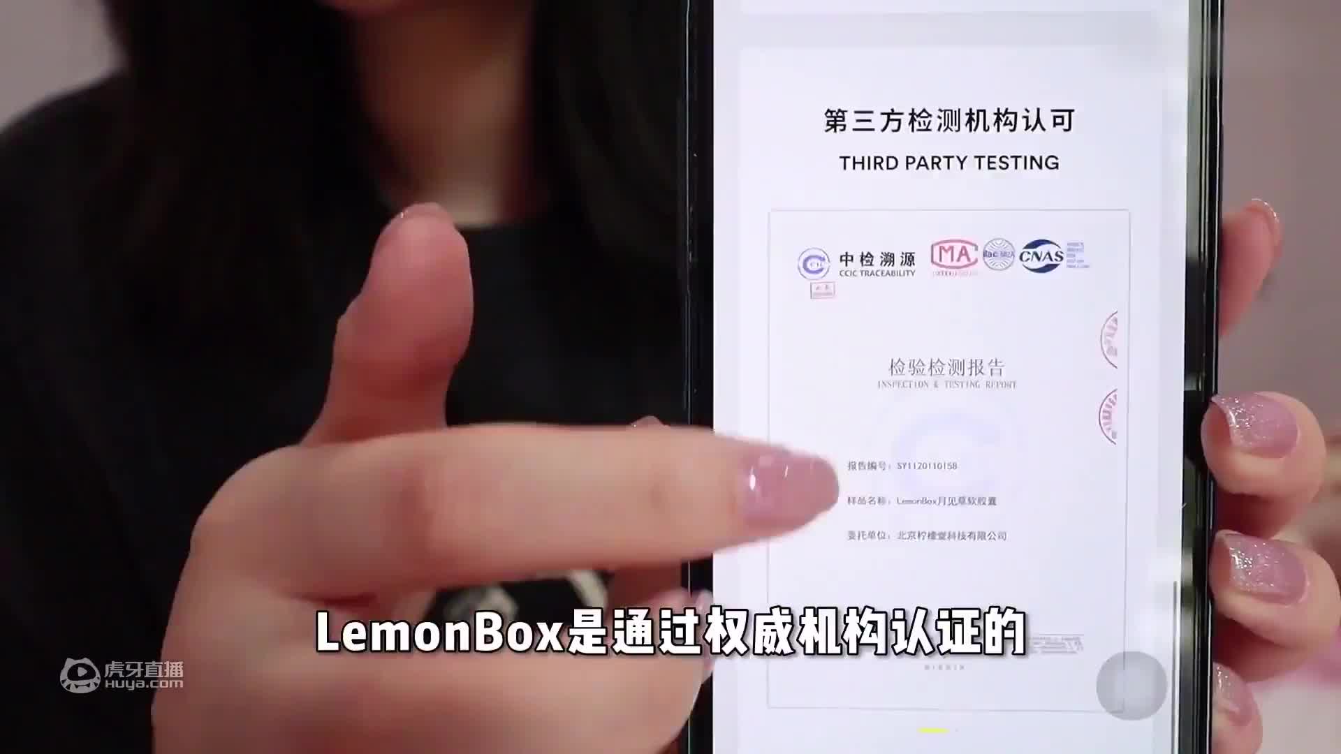 晚上太挤人了，和朋友们一起嗦面营业，烤串和碳水我全要！