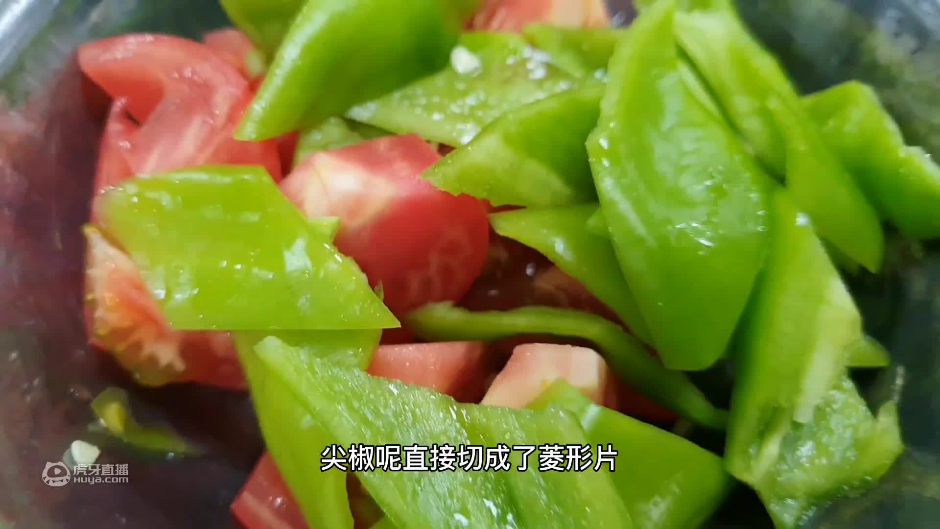 客人喝多了闹事让做一个水果拼盘，还说做不好看就不给结账