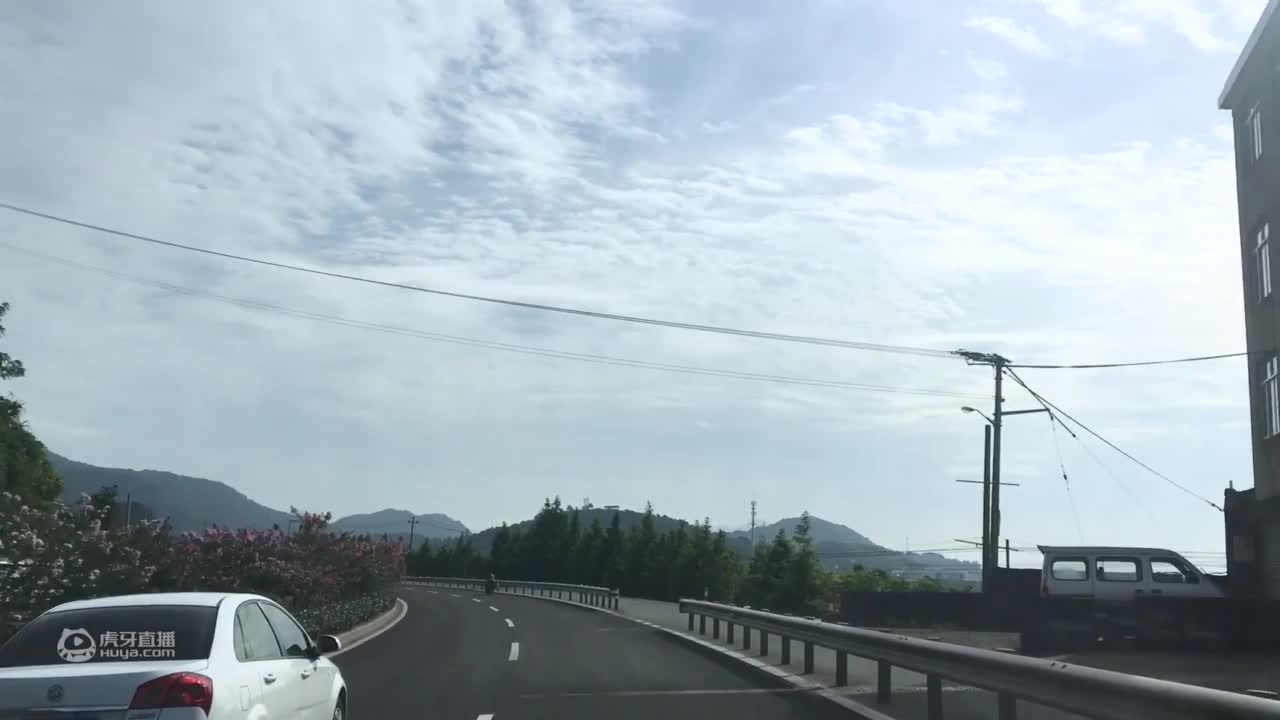 【YES小哥】谁让你是一只鸡呢？