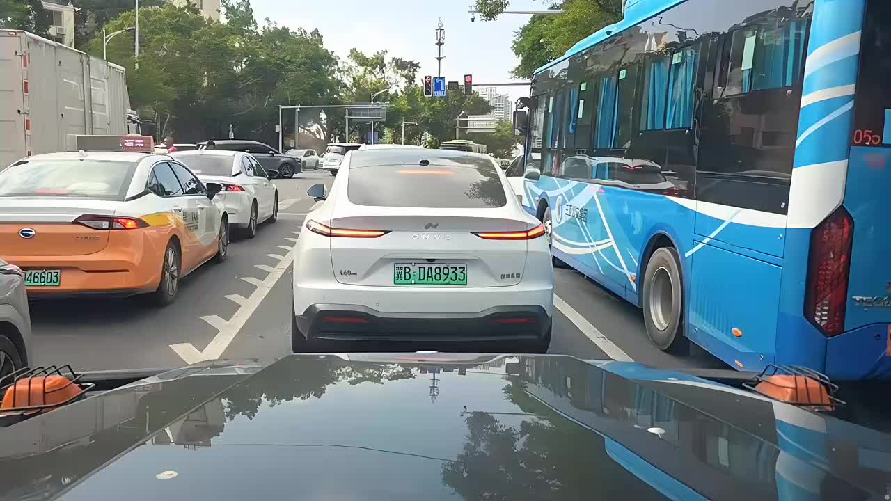 魔鬼月-春暖花开-出海