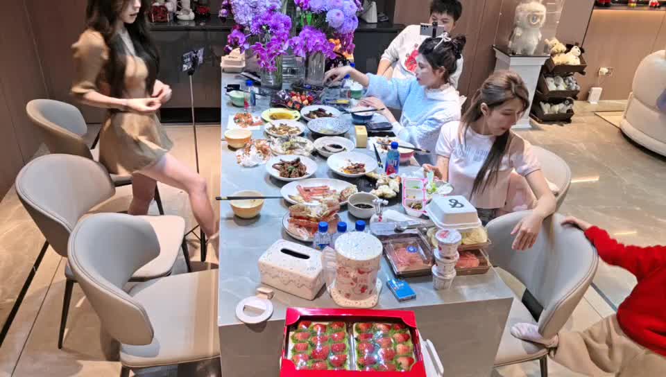 ✉️ baby虎牙哥骇浪哥来啦