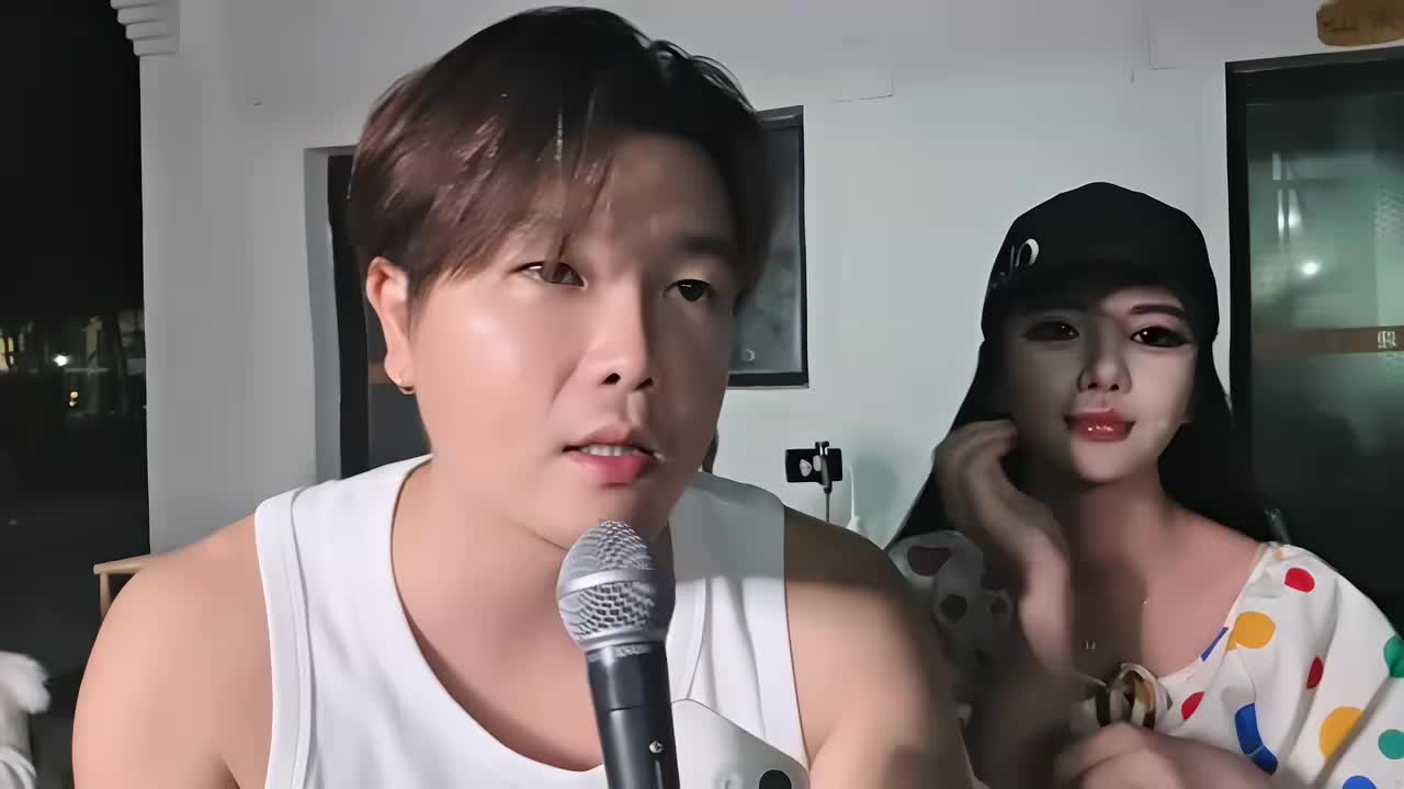 晚上9点半抽50台苹果17