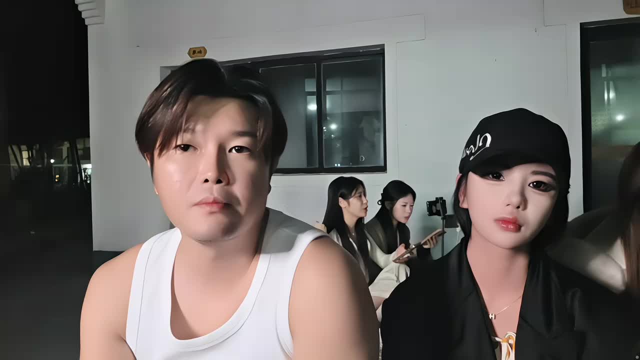 晚上9点半抽50台苹果17